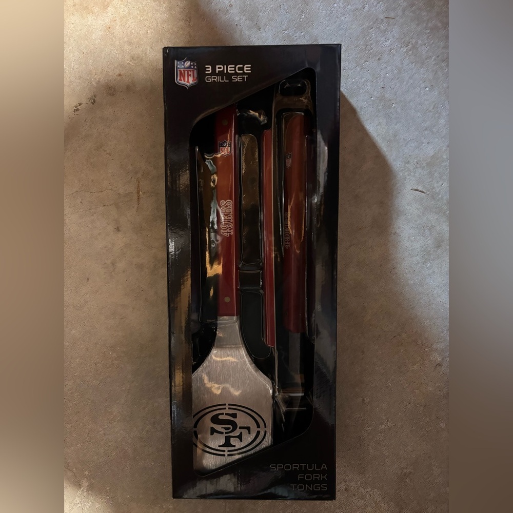 San Francisco 49ers Spirit Series 3-Piece BBQ Set - Picture 6 of 7
